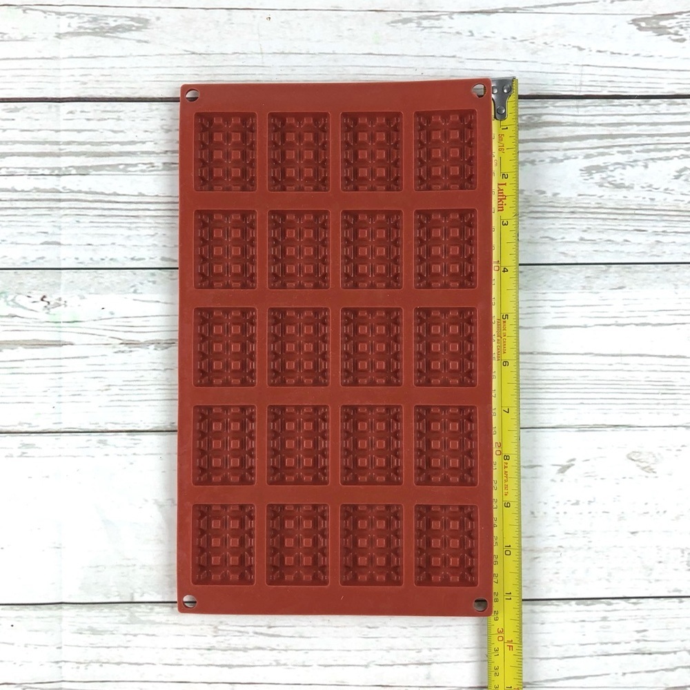 Silicone chocolate or candy mold tray